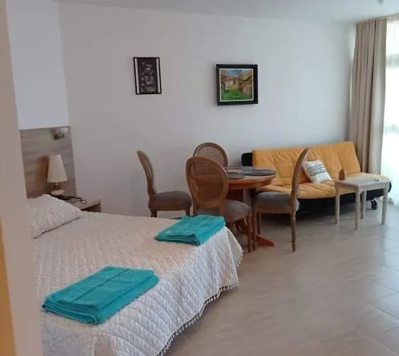 Quatro - South Pearl - Sosopol